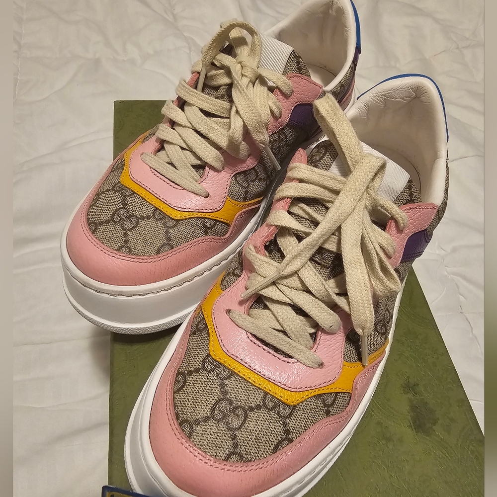 Gucci shoes